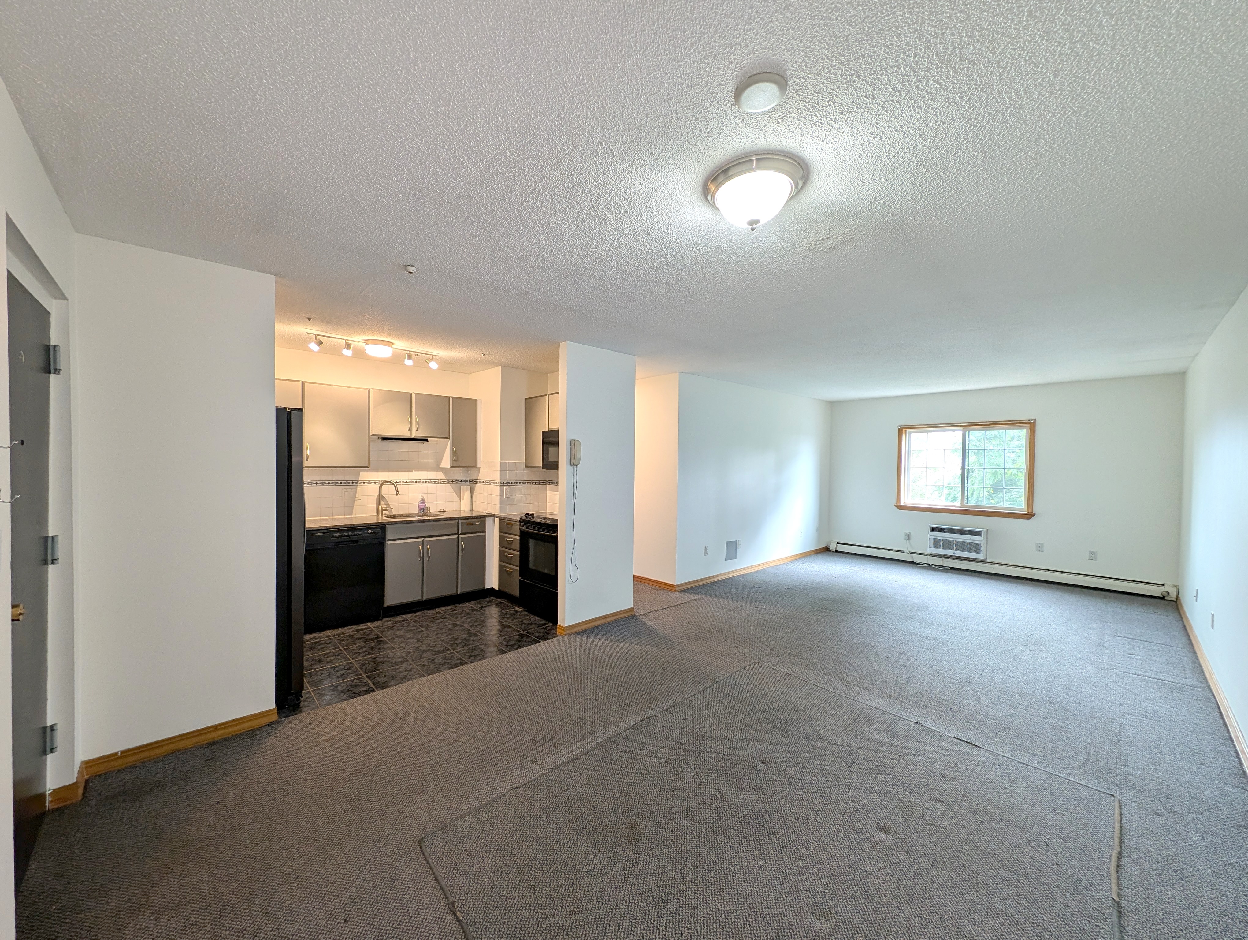 474 Broadway, Magoun Square