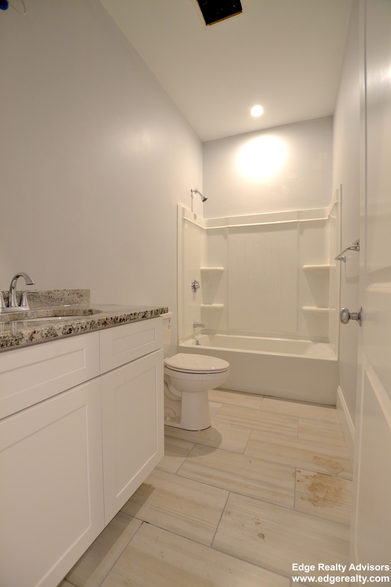 8 Islington St, Allston