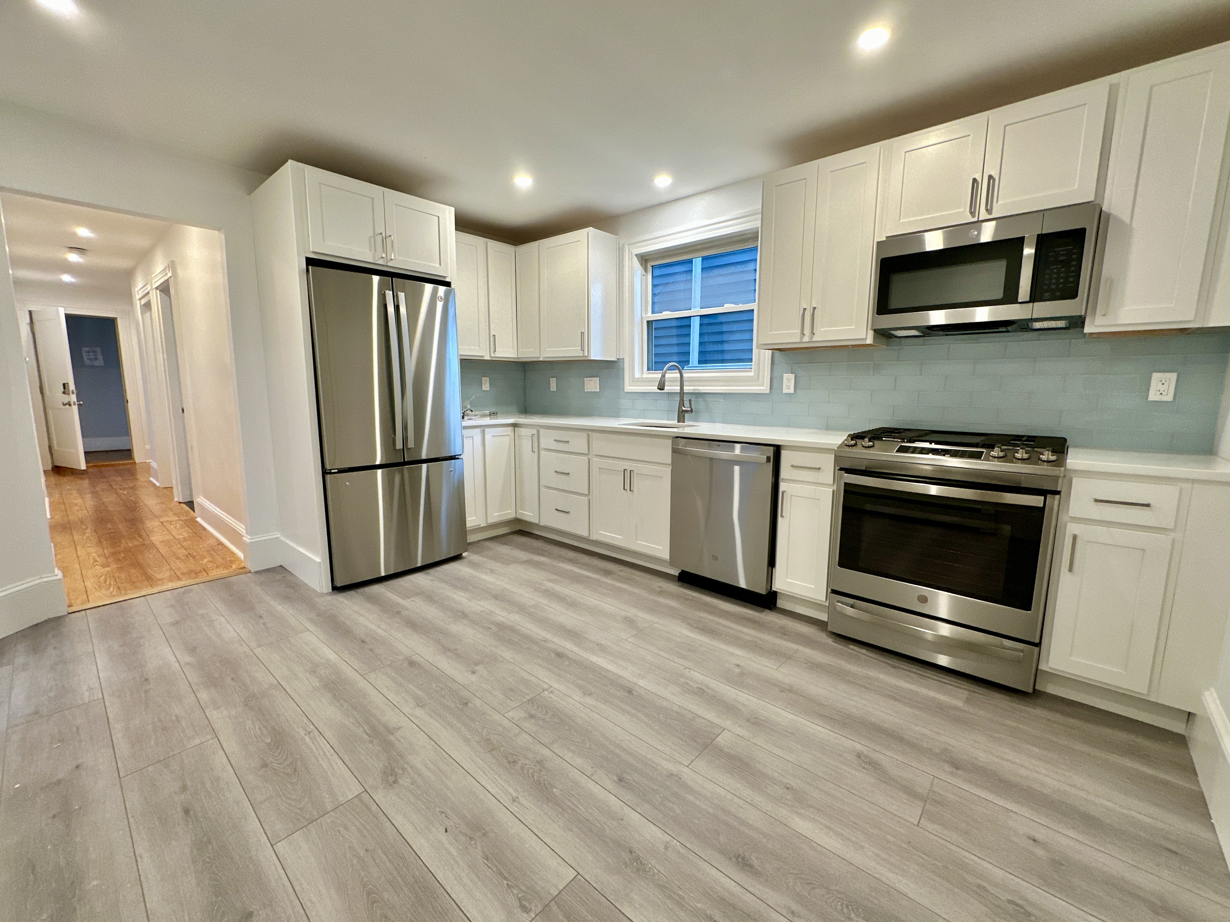 51 Custer St, Jamaica Plain