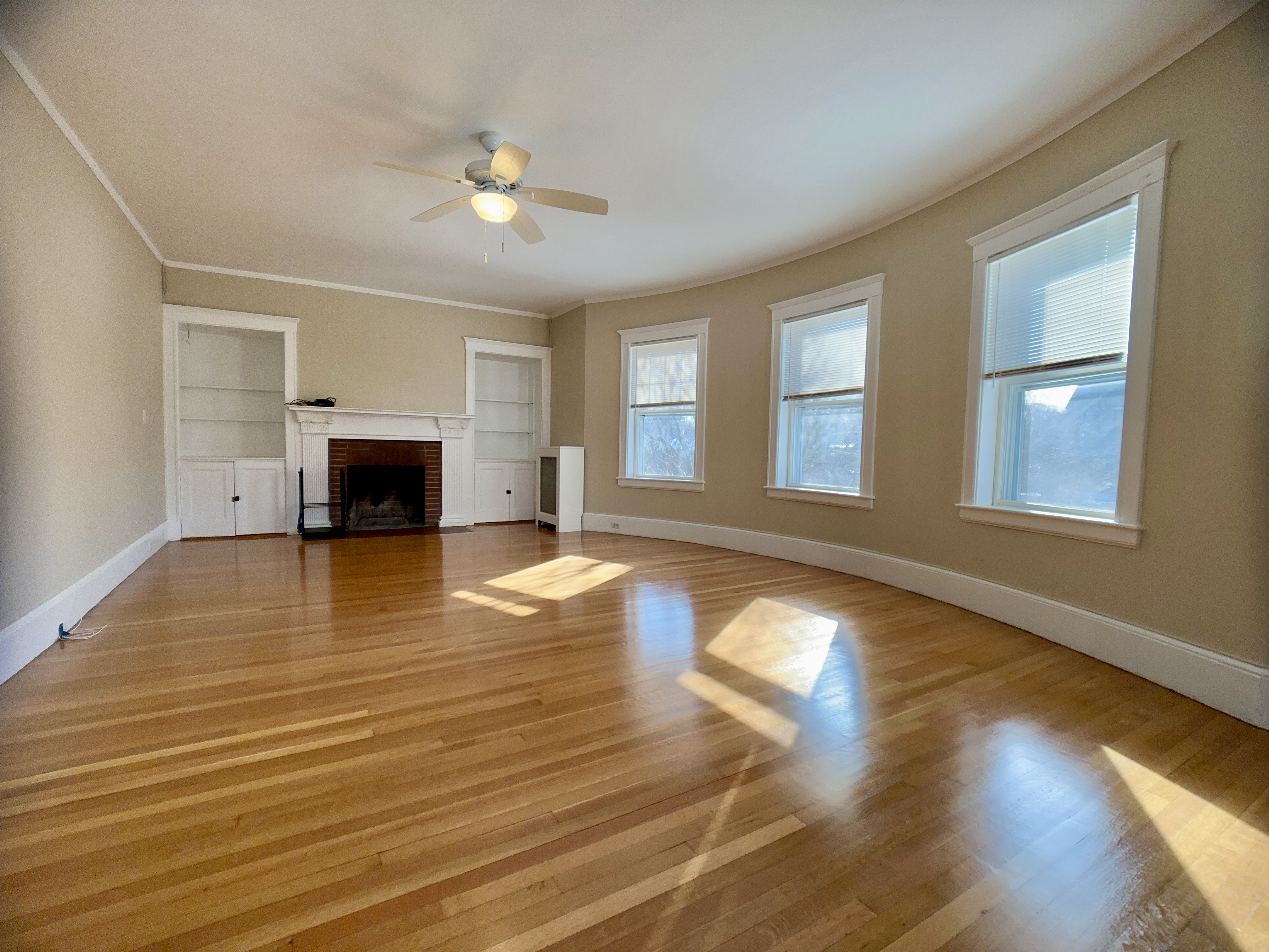 39 Pond St, Jamaica Plain