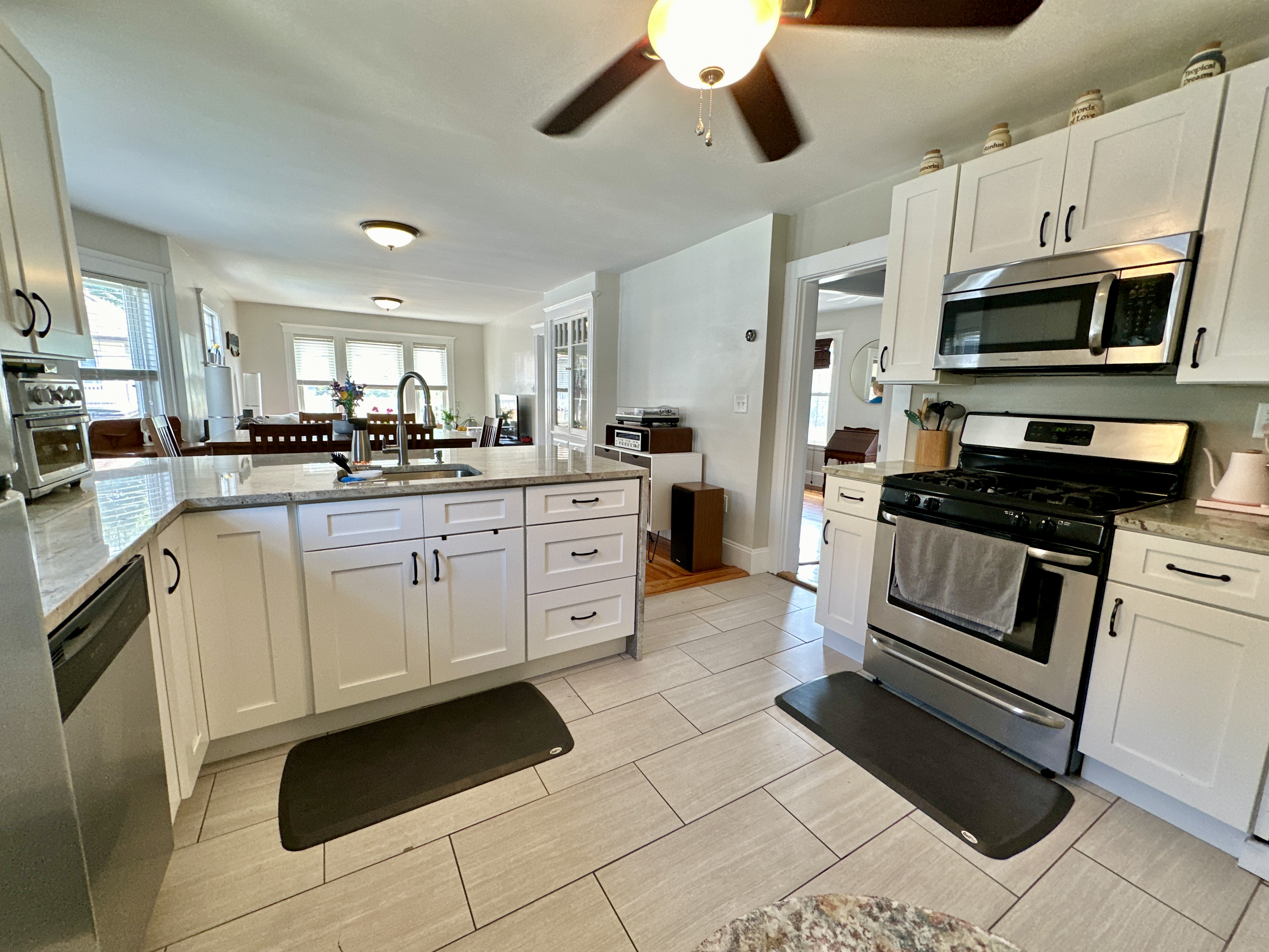 17 Lesher St, Roslindale