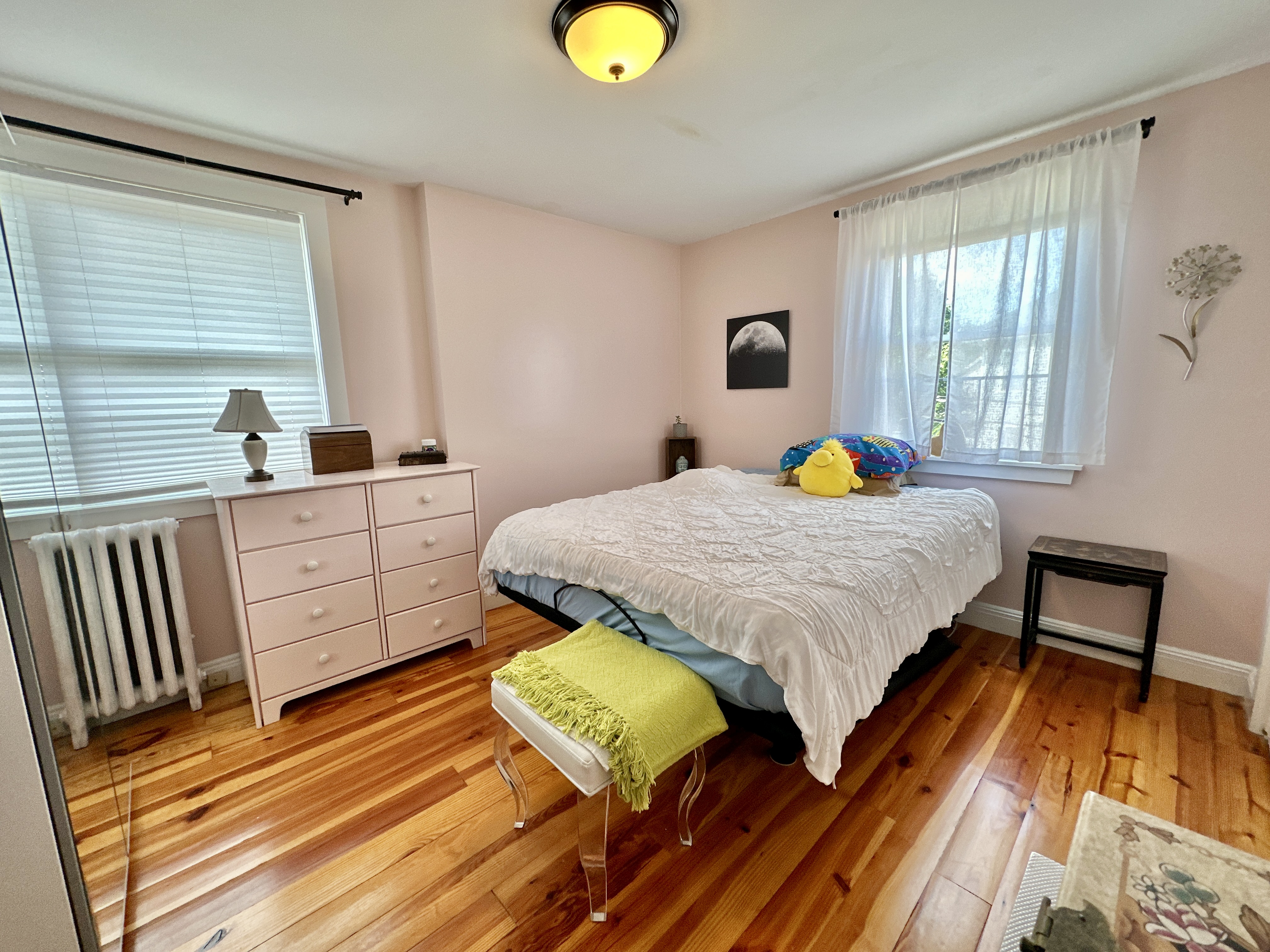 17 Lesher St, Roslindale