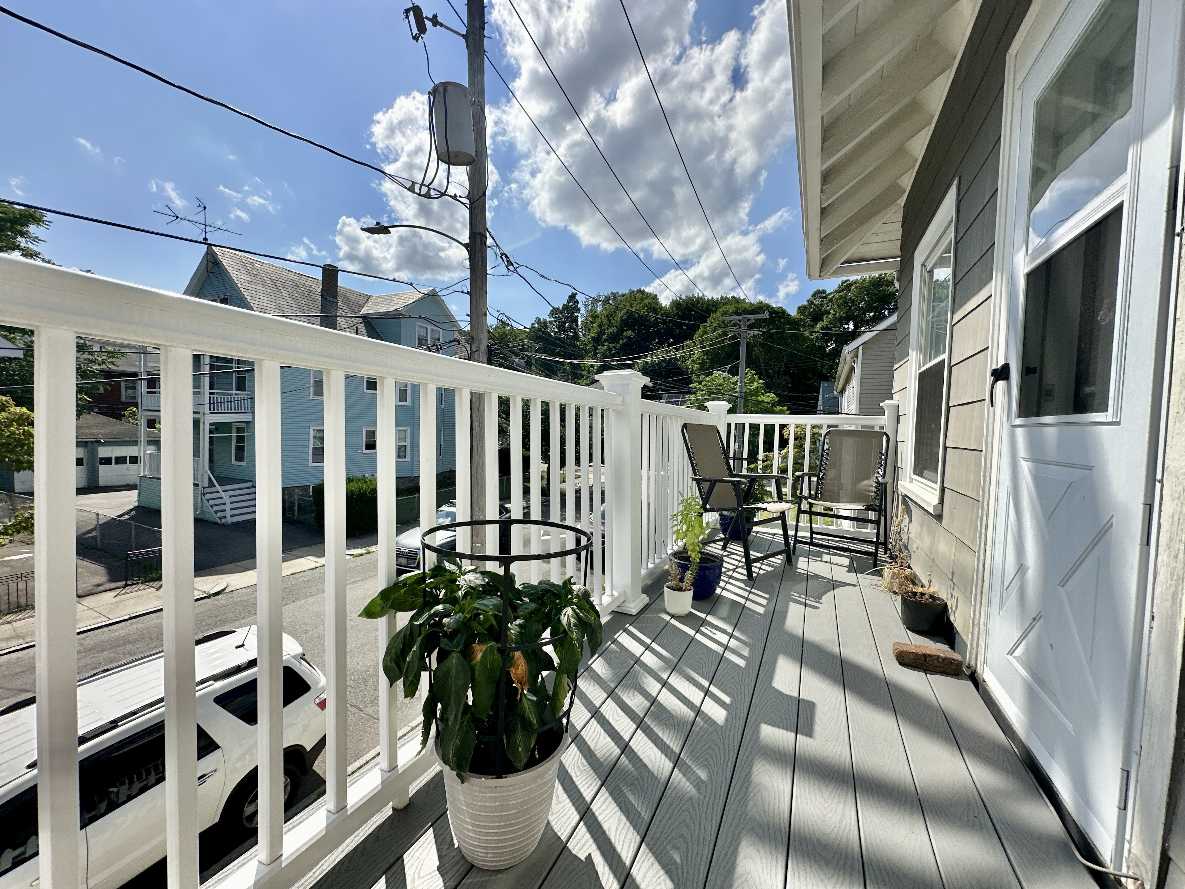 17 Lesher St, Roslindale