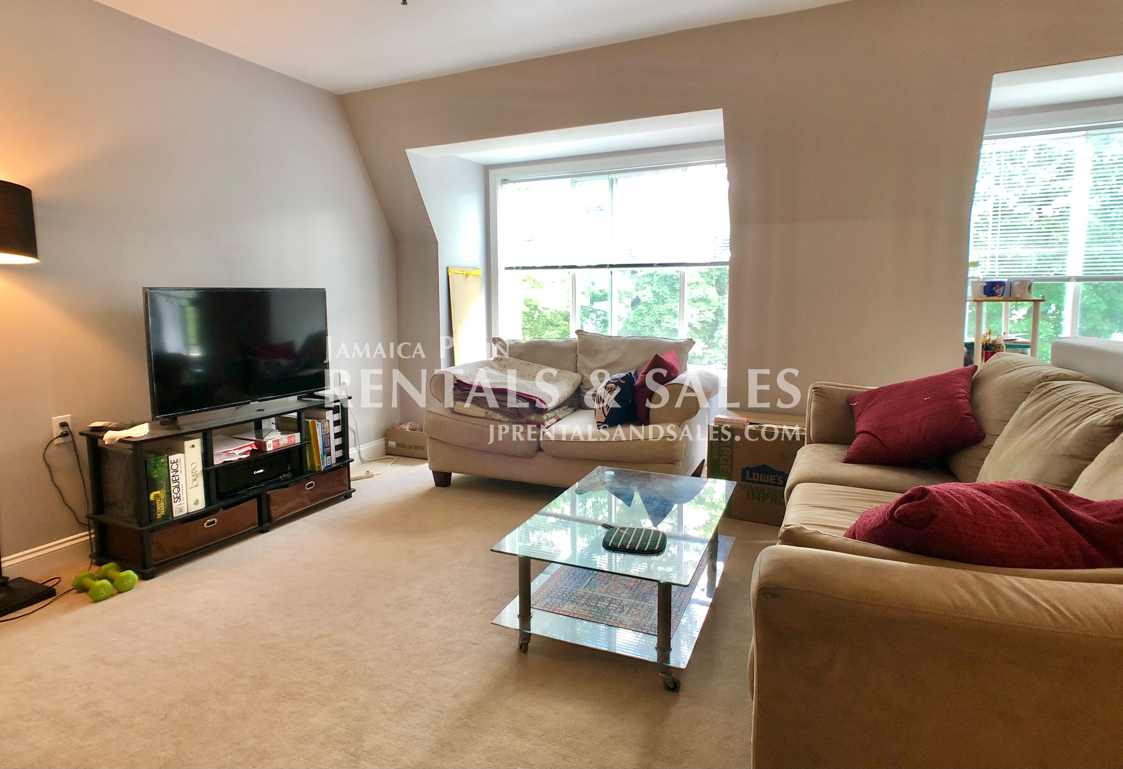 332 Jamaicaway, Jamaica Plain