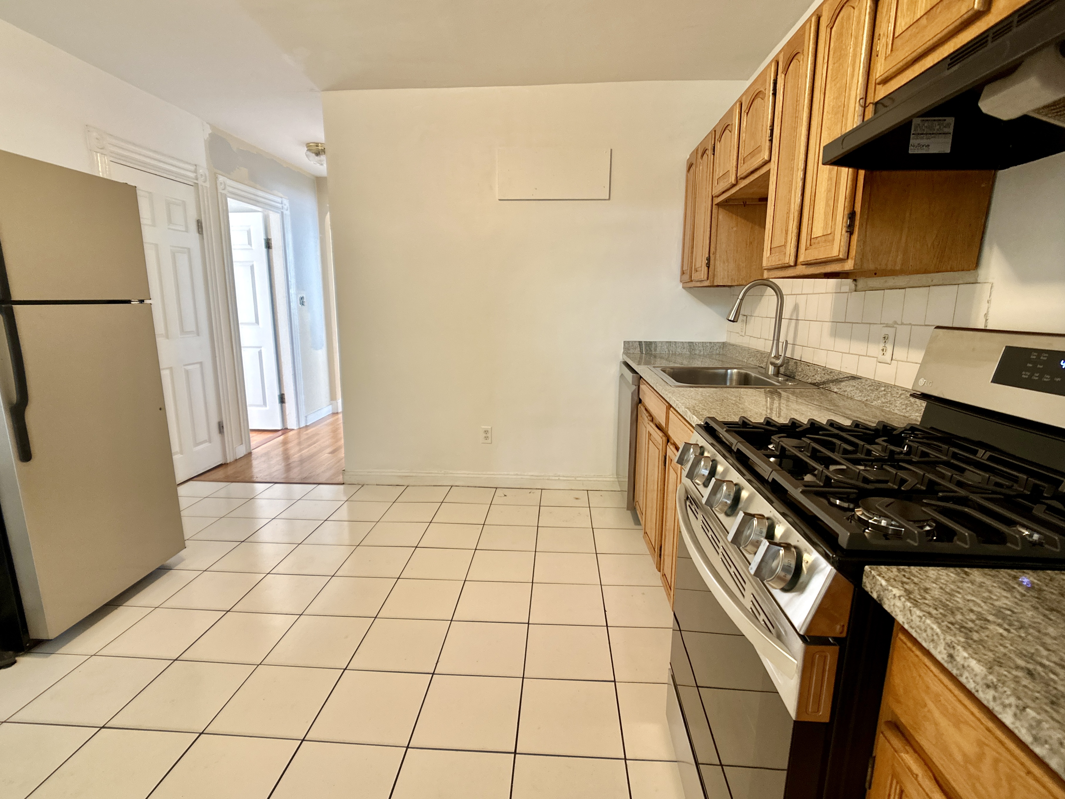 20 Egleston St, Jamaica Plain