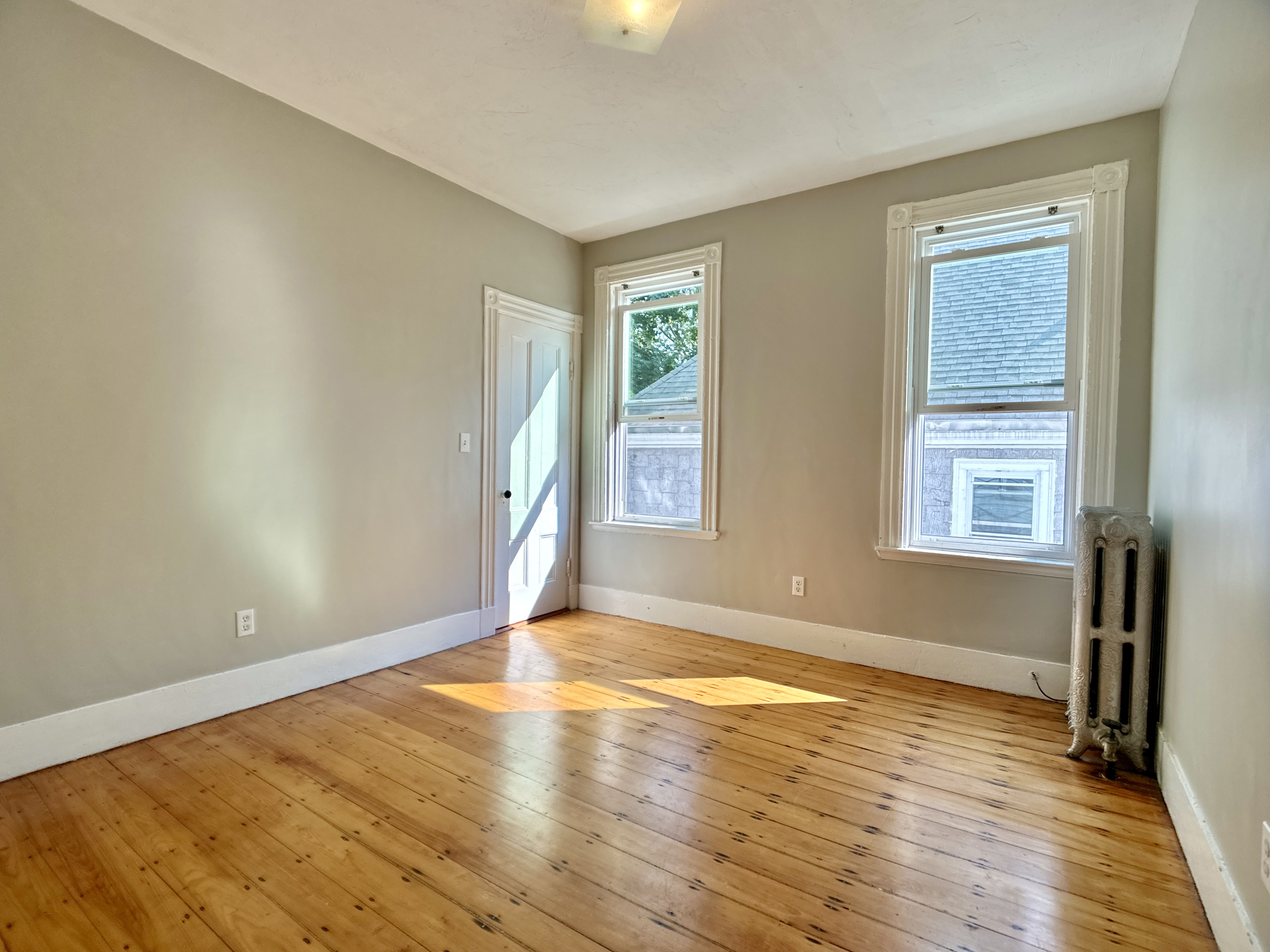 20 Egleston St, Jamaica Plain