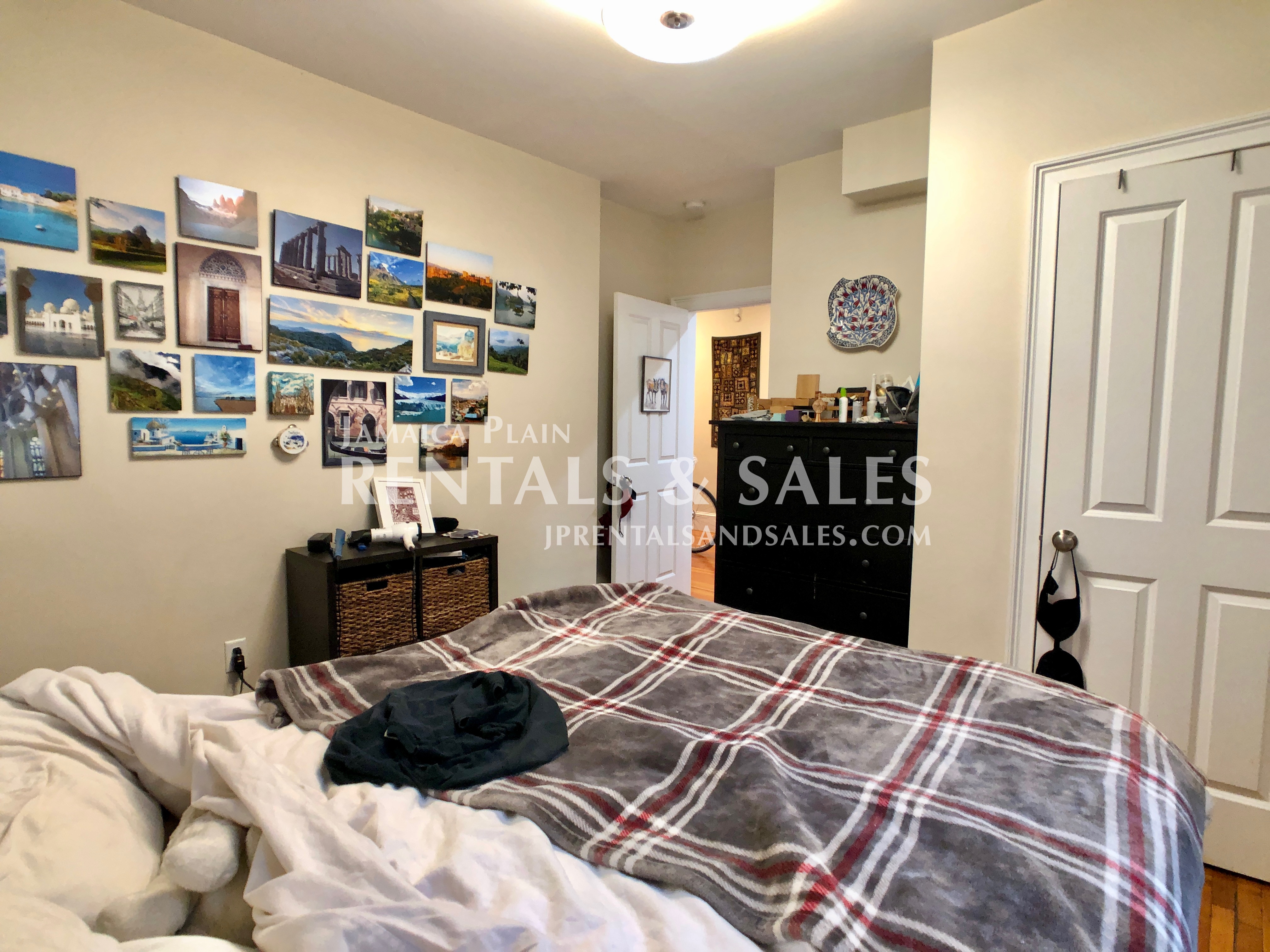 26 Boylston St, Jamaica Plain