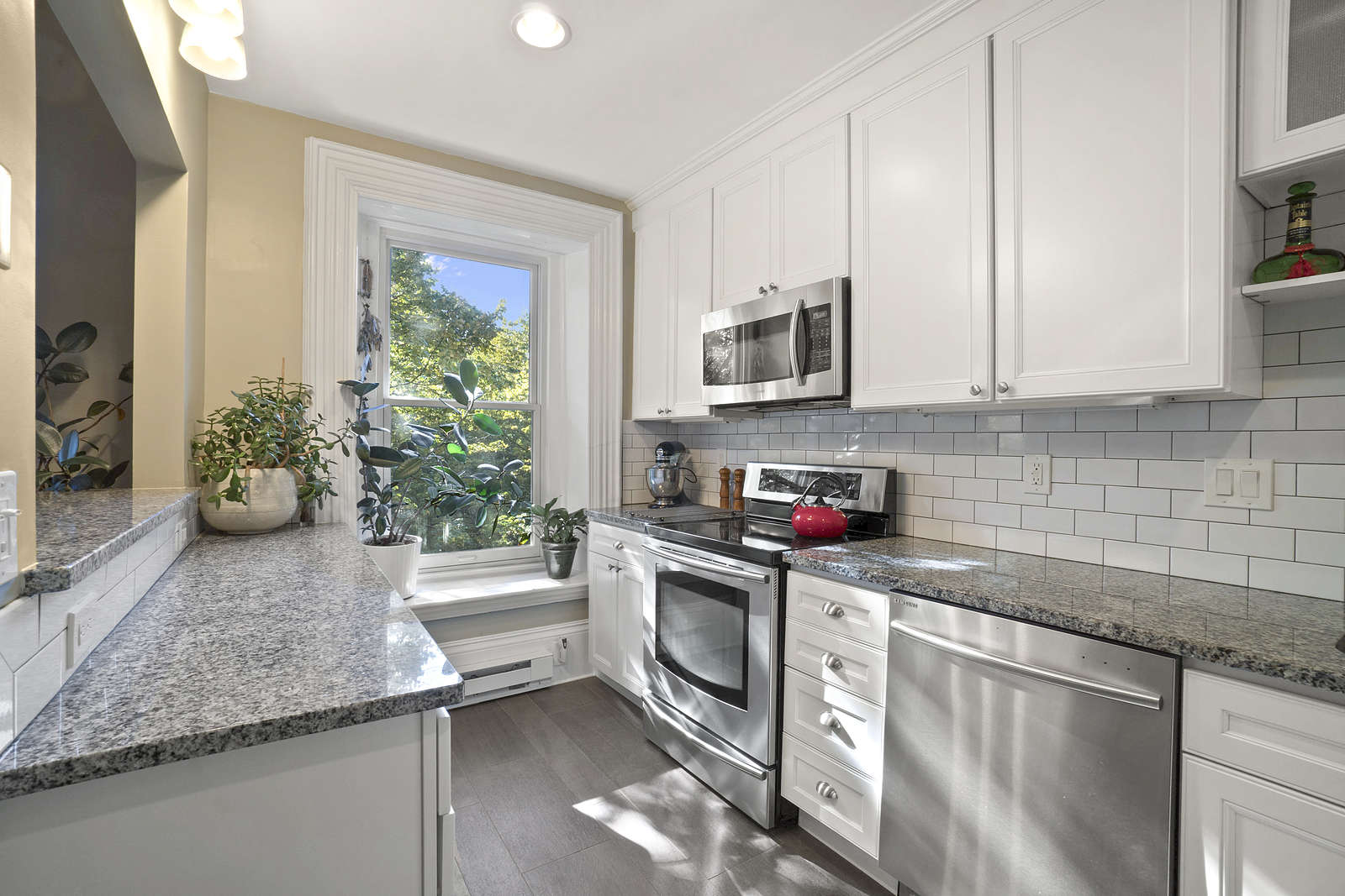 36 Worcester Sq, South Boston