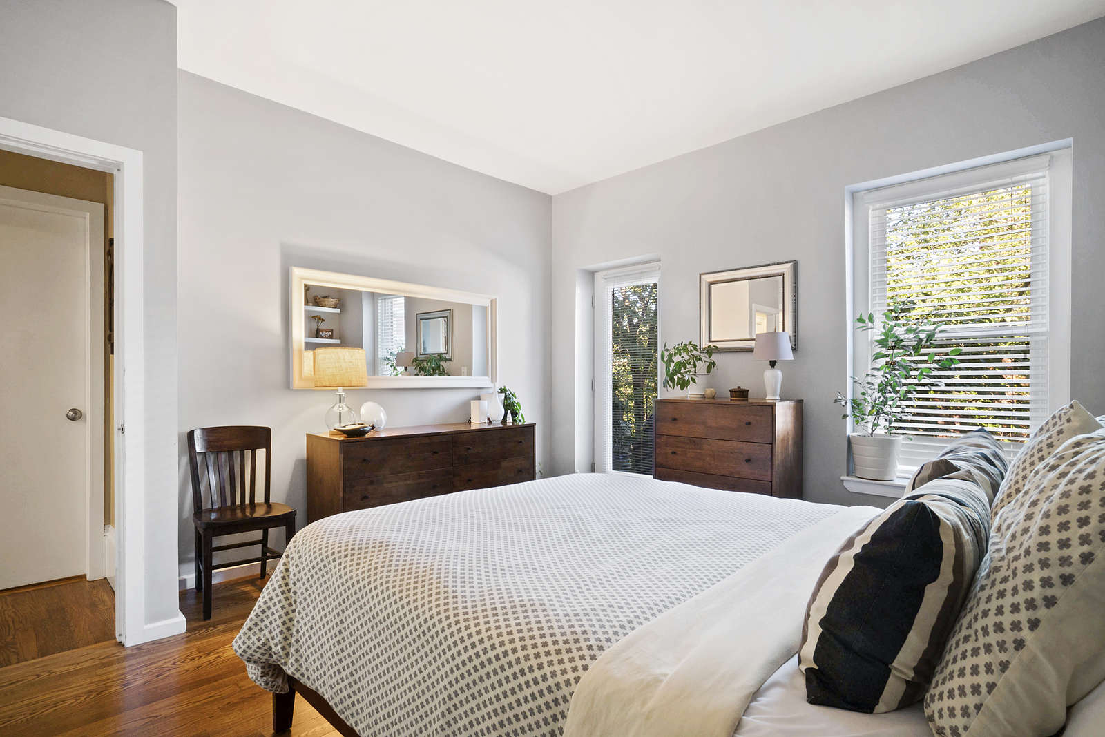 36 Worcester Sq, South Boston