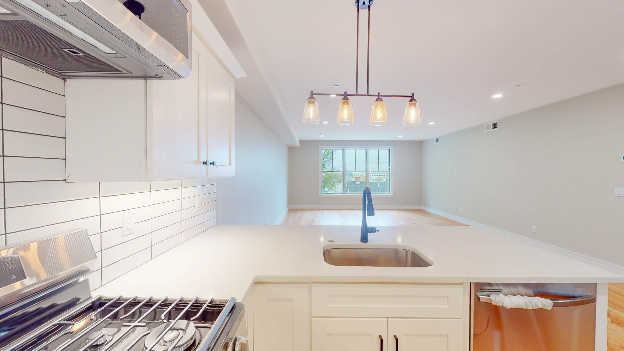 81 Chestnut Hill Ave, Brighton