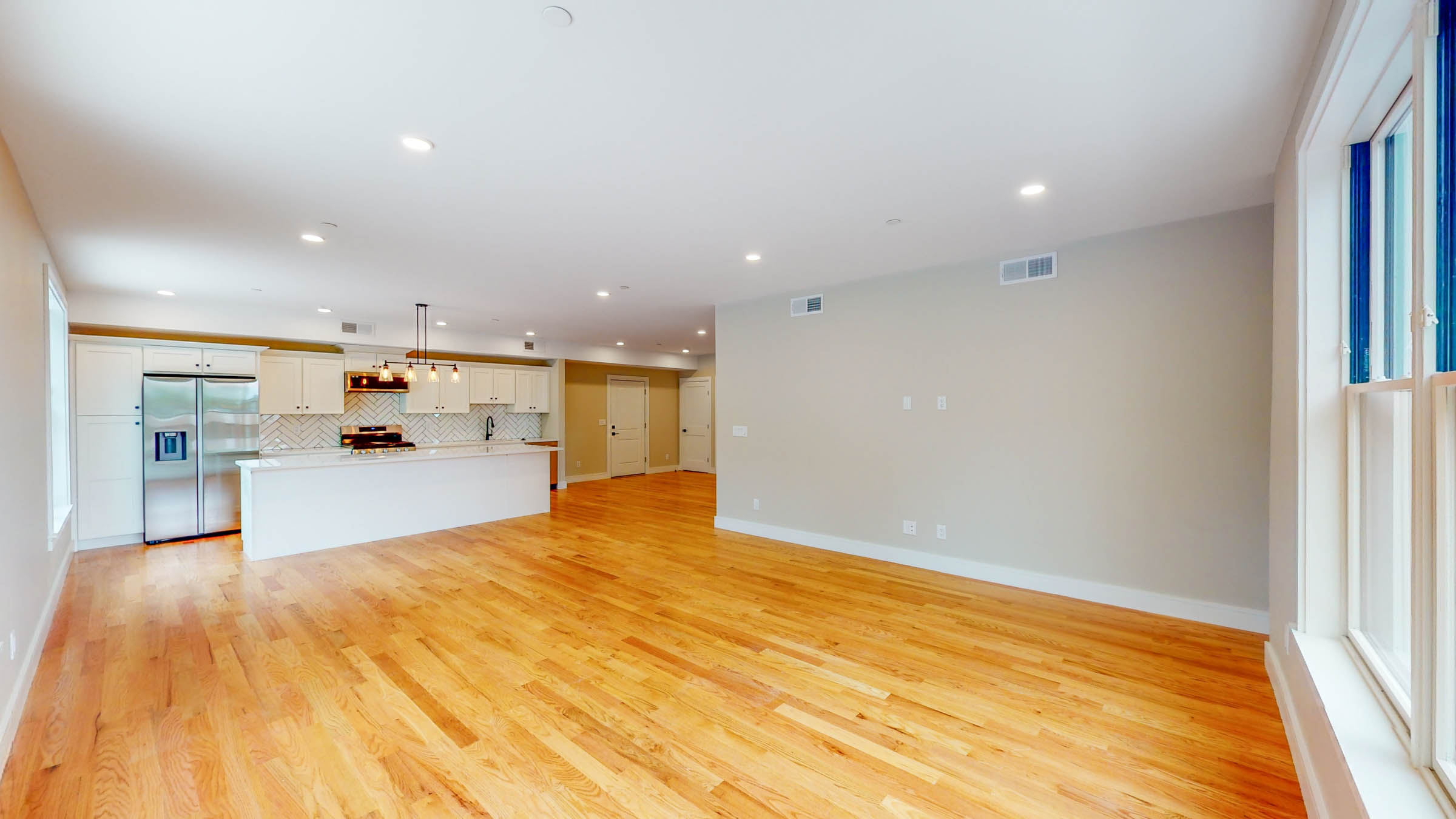 81 Chestnut Hill Ave, Brighton