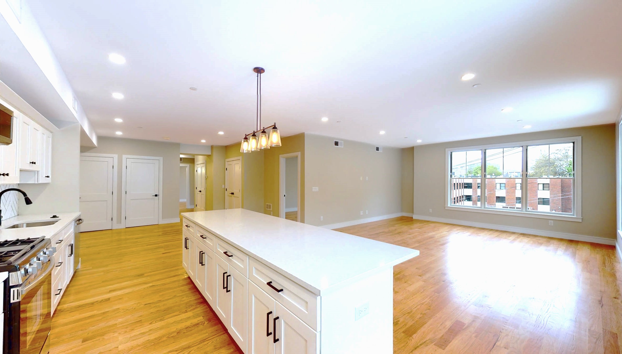 81 Chestnut Hill Ave, Brighton