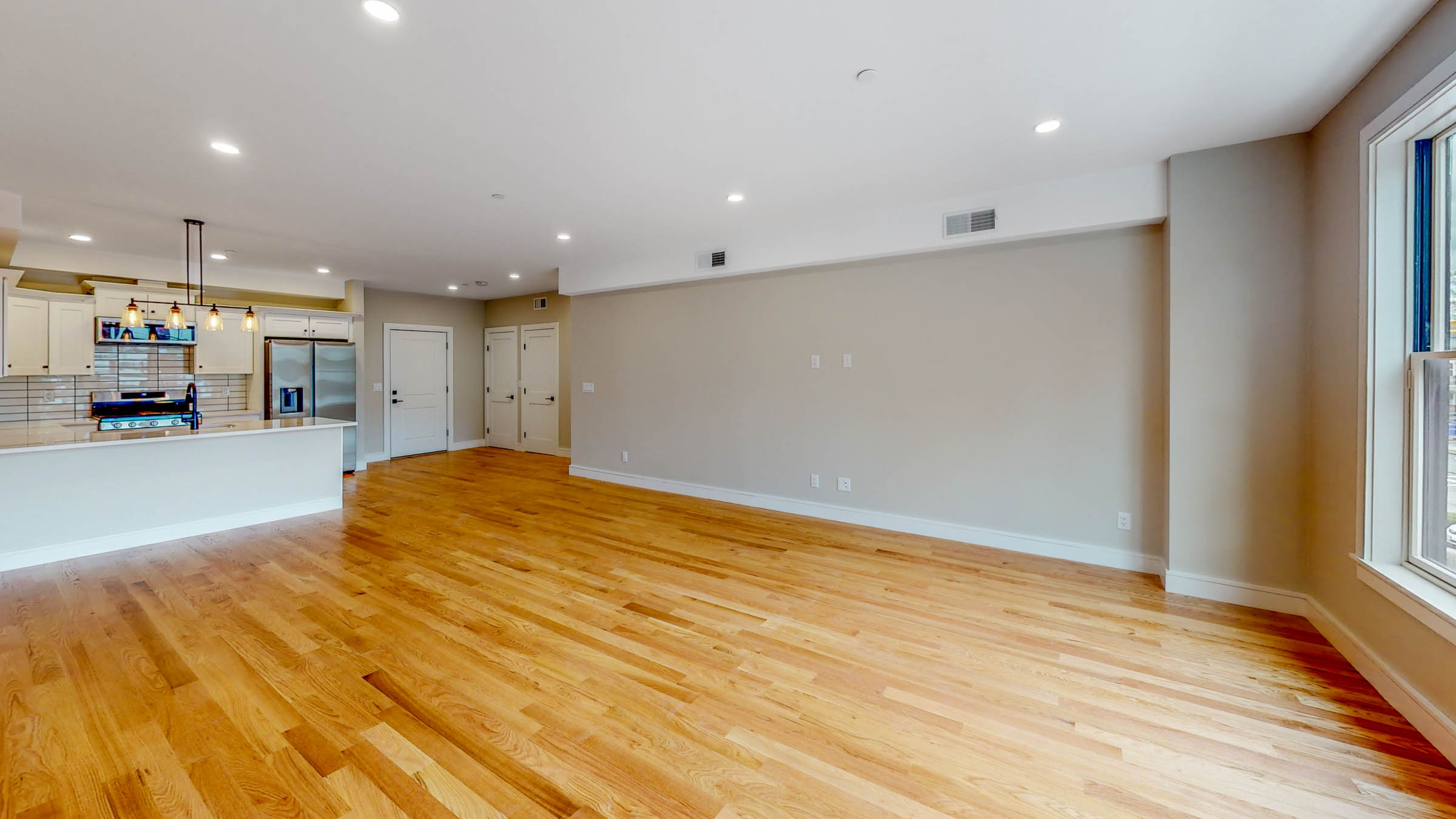 81 Chestnut Hill Ave, Brighton