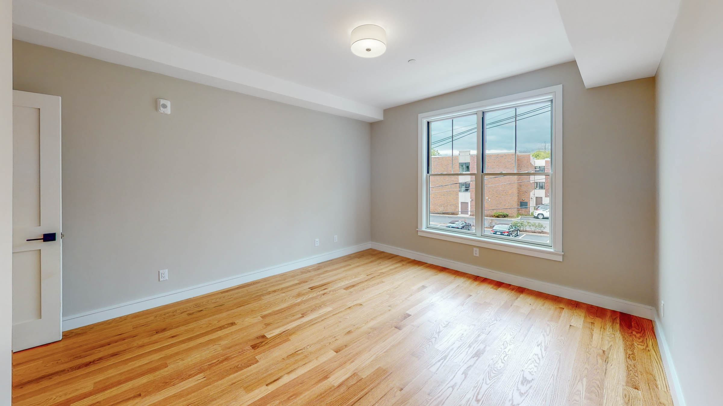 81 Chestnut Hill Ave, Brighton