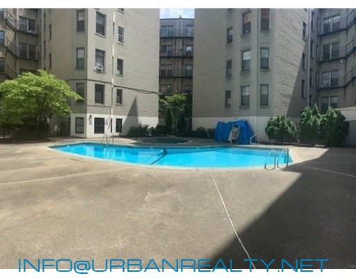 2 Sutherland Rd, Brighton