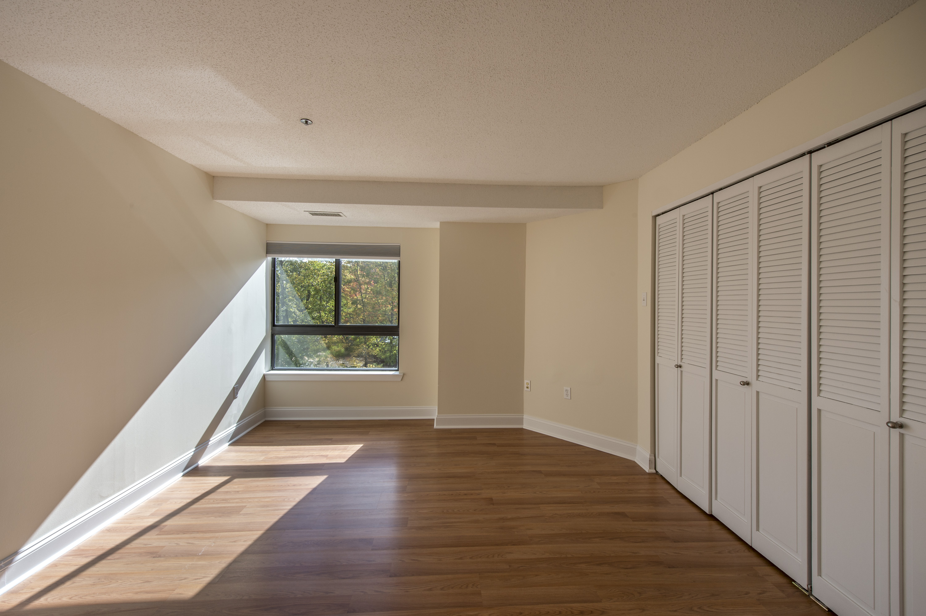 1111 Beacon St, Longwood