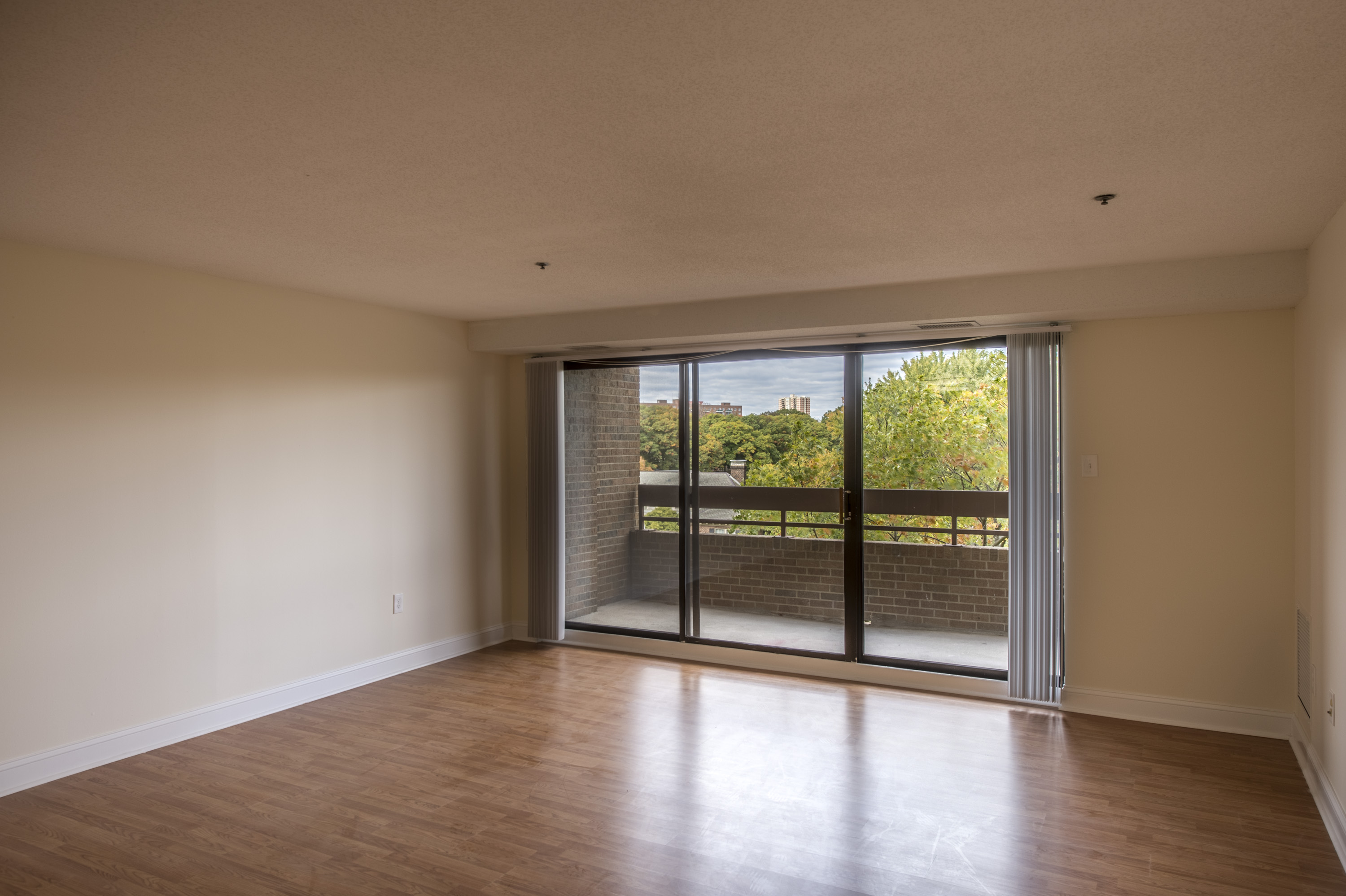 1111 Beacon St, Longwood