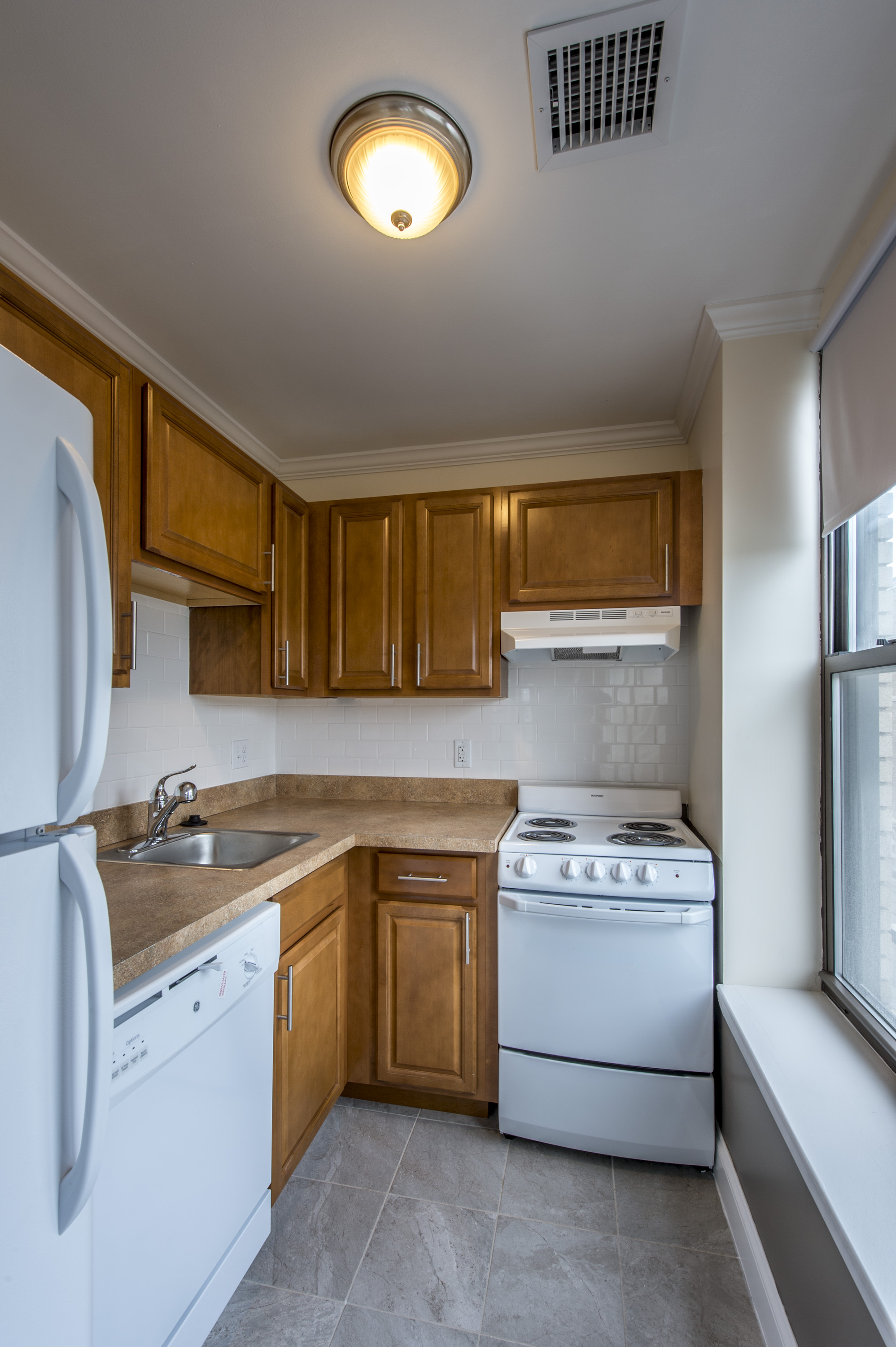 1126 Boylston St, Fenway