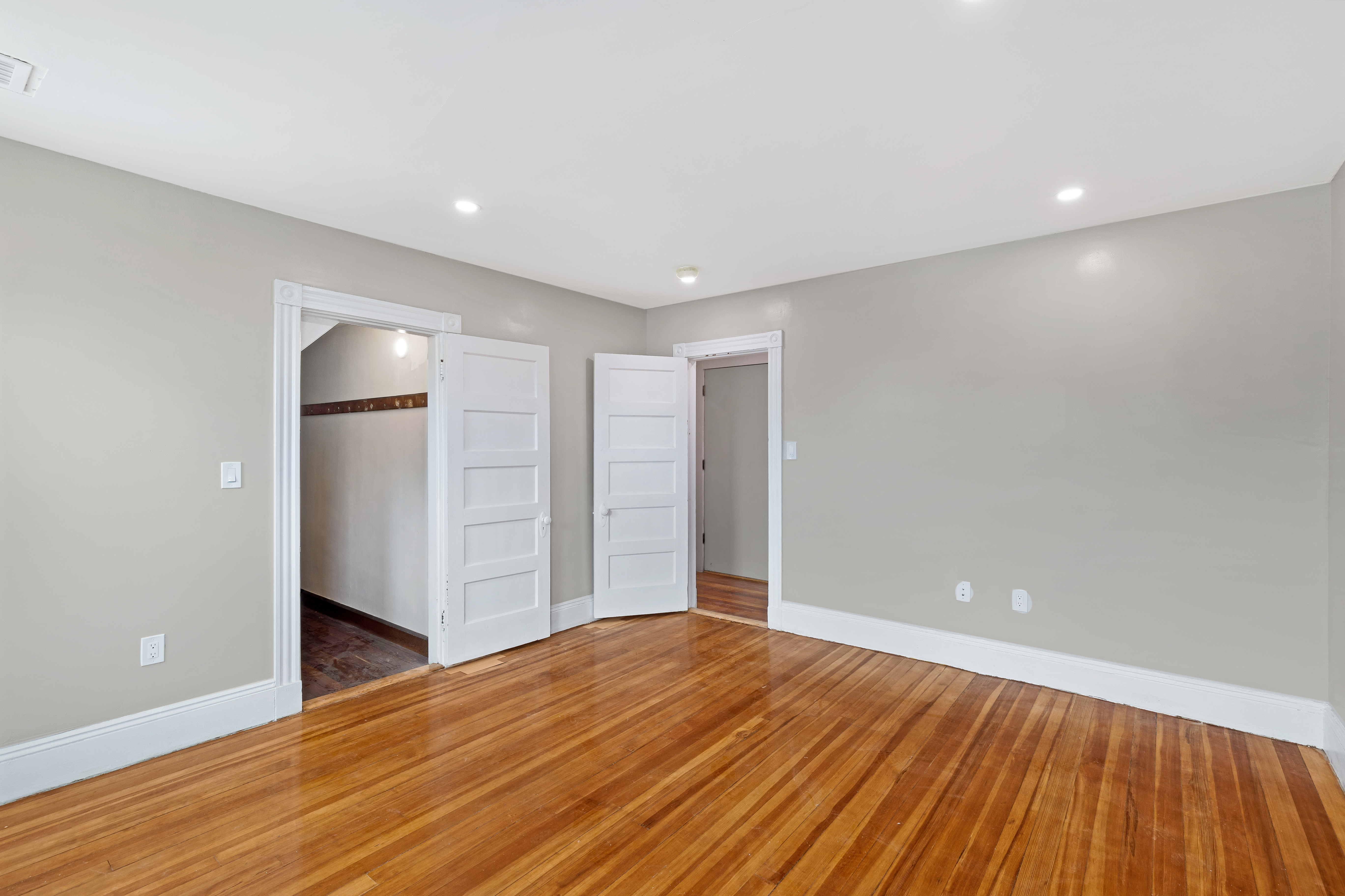 7 Pasadena Rd, Dorchester