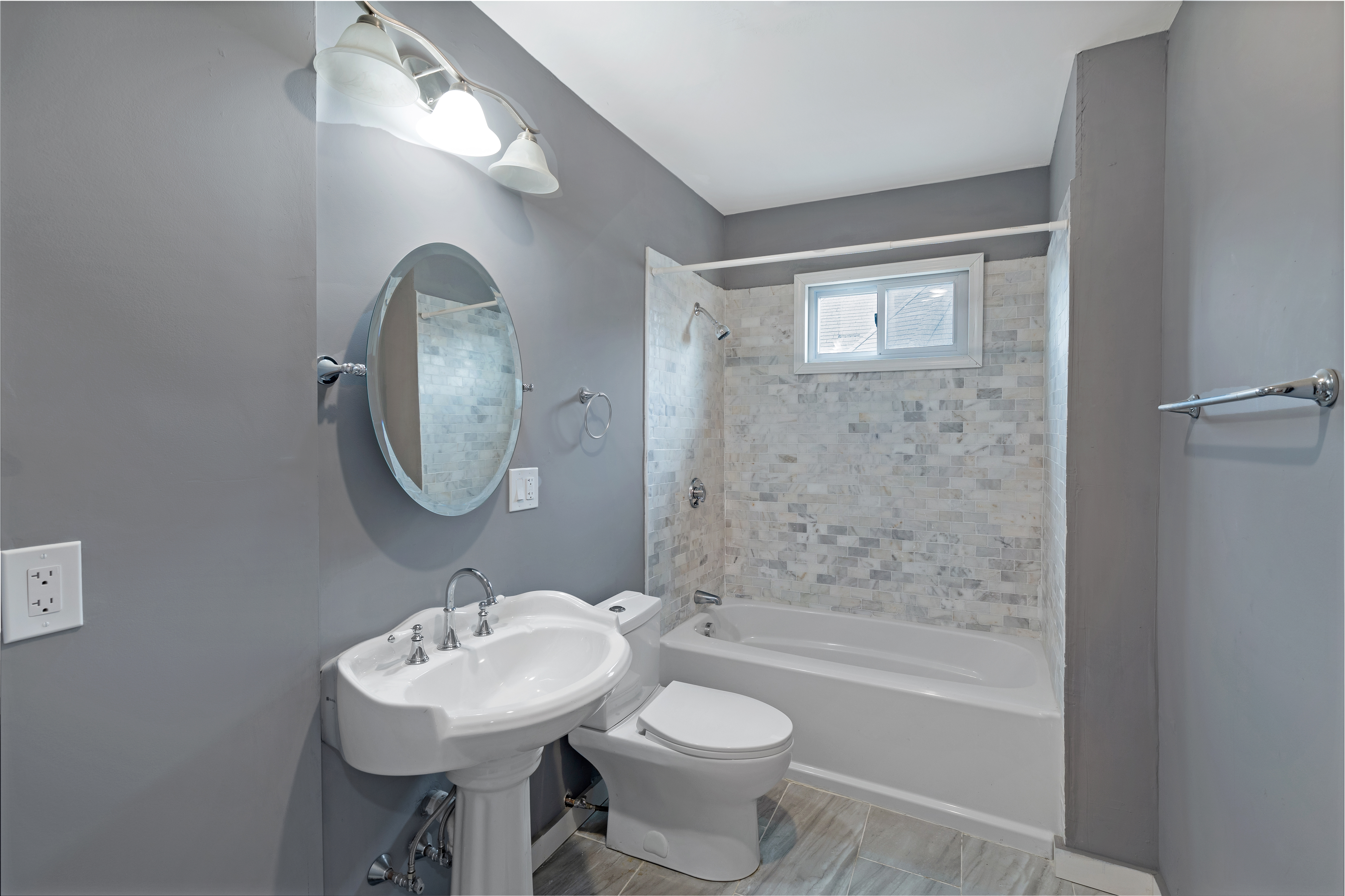 7 Pasadena Rd, Dorchester