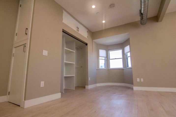 40 Williams St, Roxbury