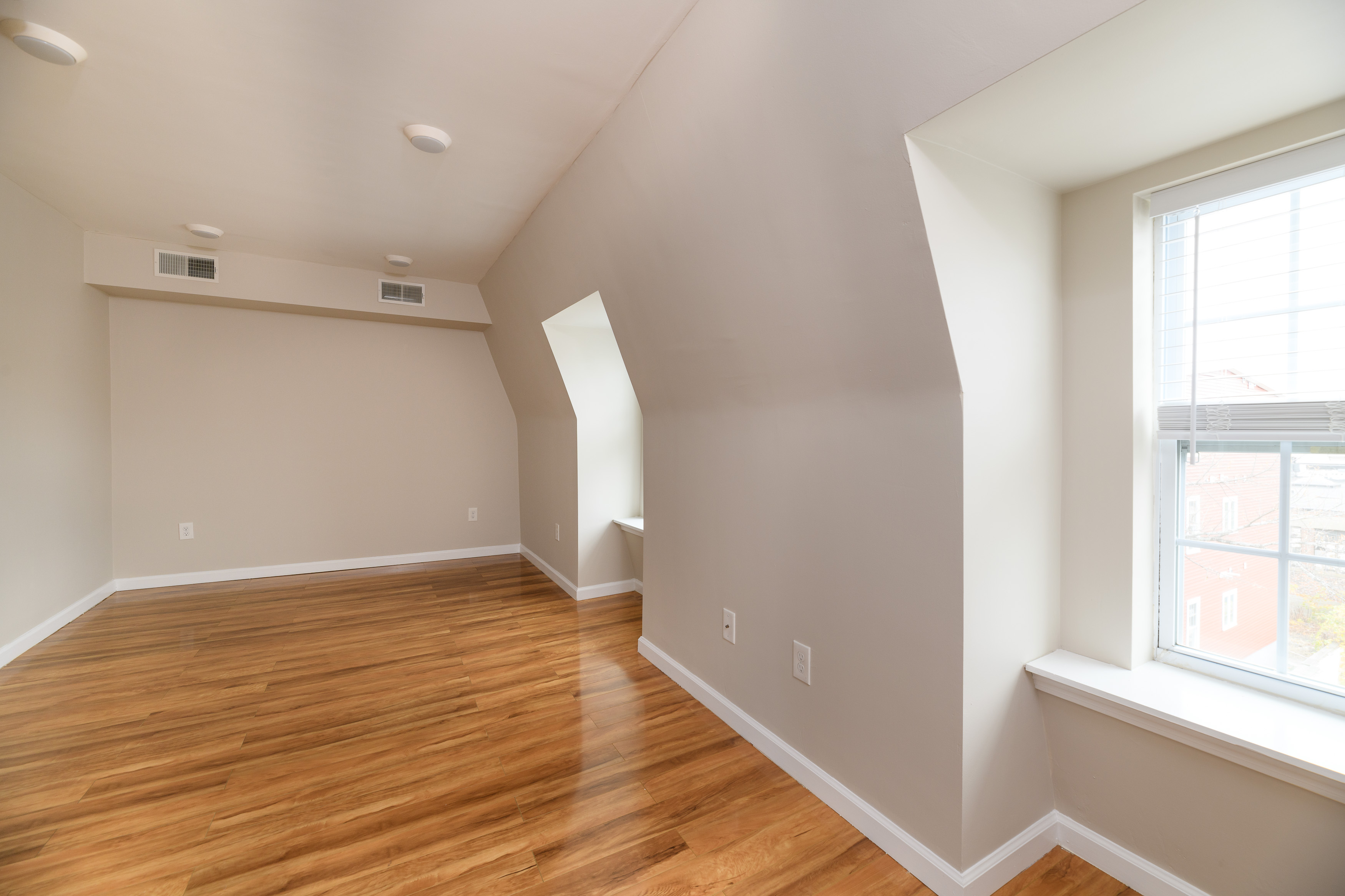 239 Havre, East Boston