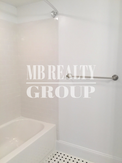 64 Hemenway St, Fenway