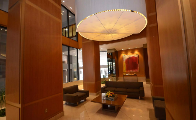 1 Devonshire Pl, Downtown