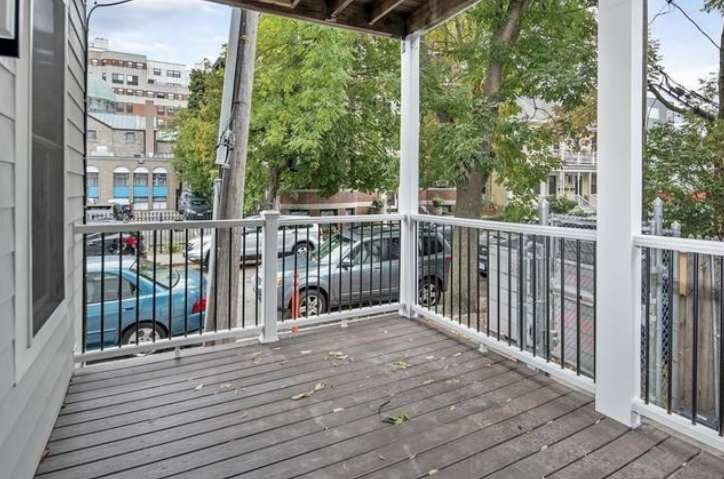 24 Magazine St, Cambridgeport