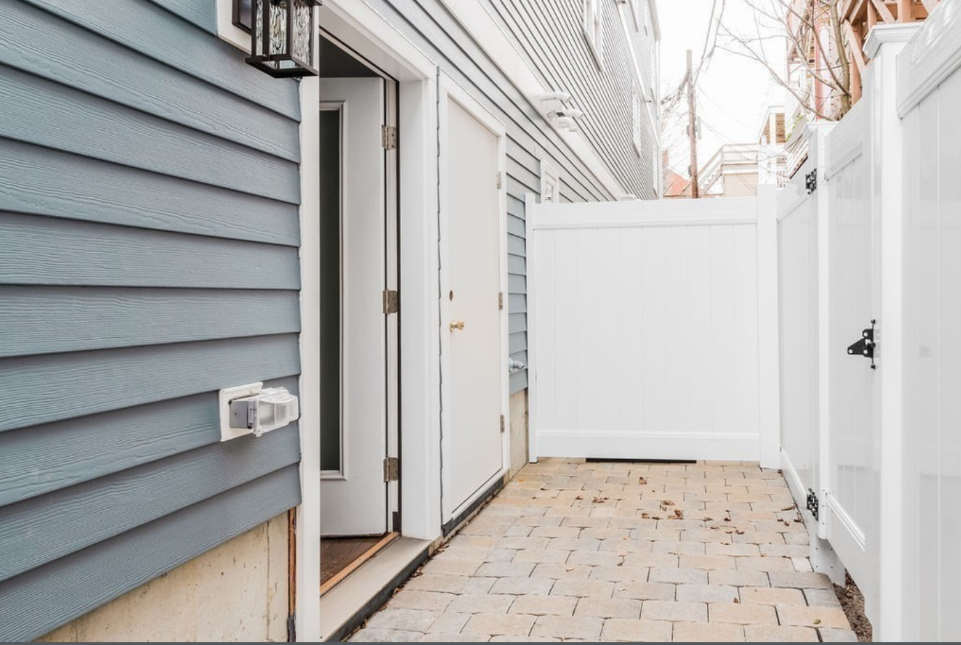 17 Barrett Ave, South Boston