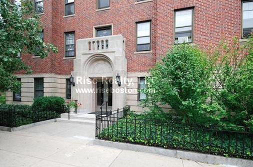 1949 Commonwealth Ave, Brighton