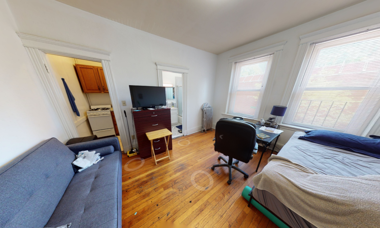 14 Palace Rd, Fenway