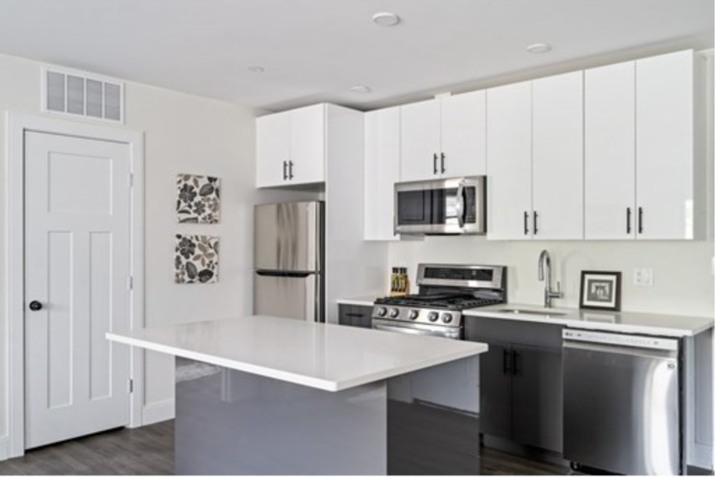 317 Belgrade, Roslindale