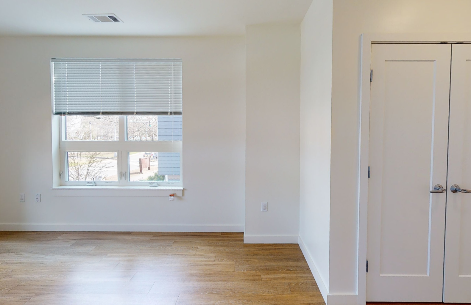 1235 Vfw Pkwy, West Roxbury