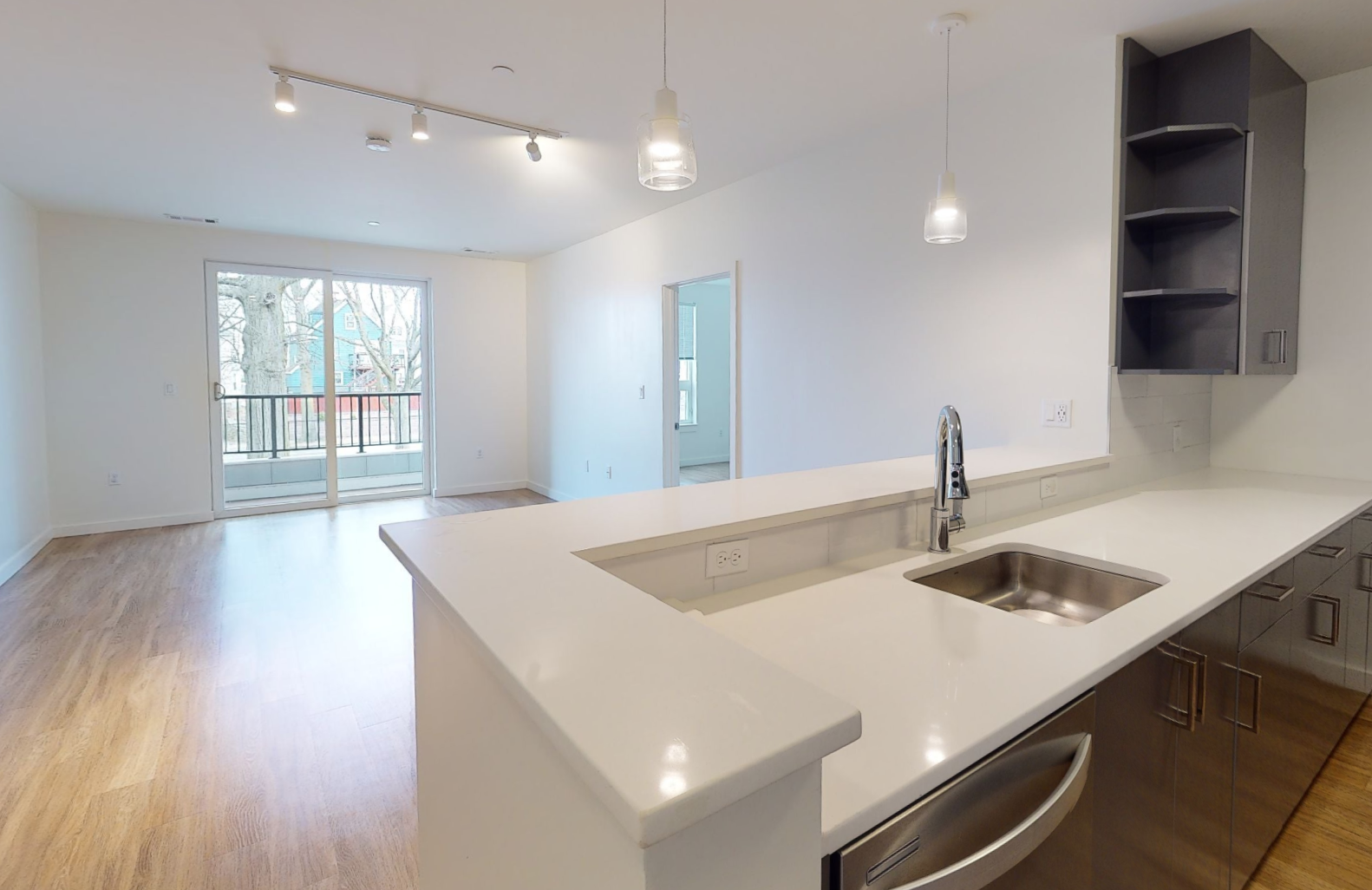 1235 Vfw Pkwy, West Roxbury