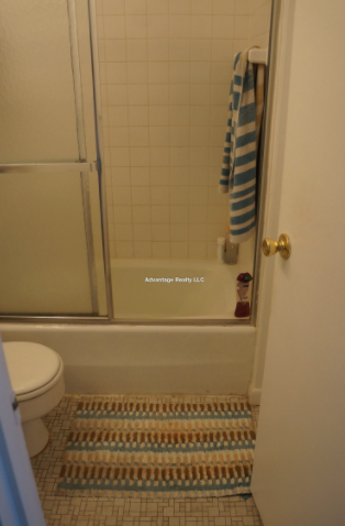 1643 Cambridge St, Harvard Square