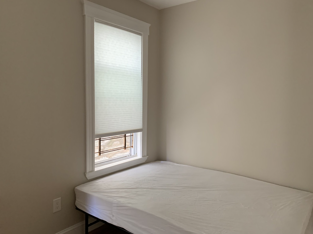 147 Hillside St, Mission Hill