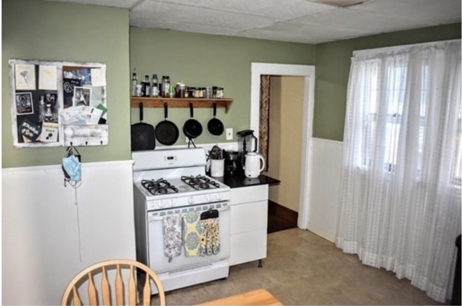 36 Leland St, Jamaica Plain