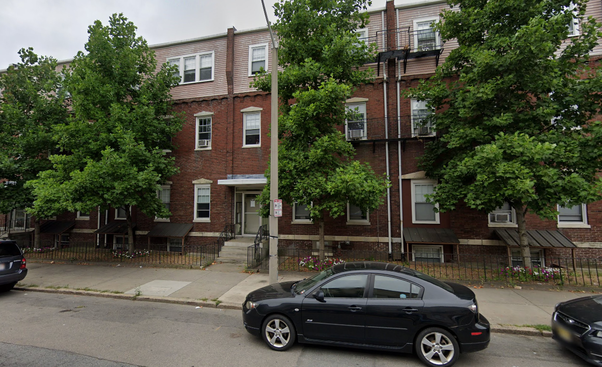 172 North Beacon St, Brighton