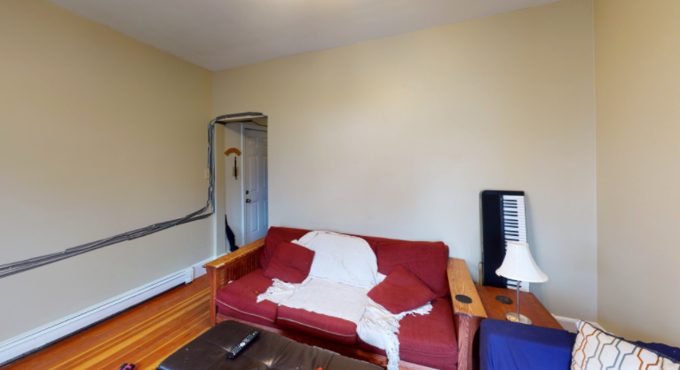 17 Chilcott Pl, Jamaica Plain