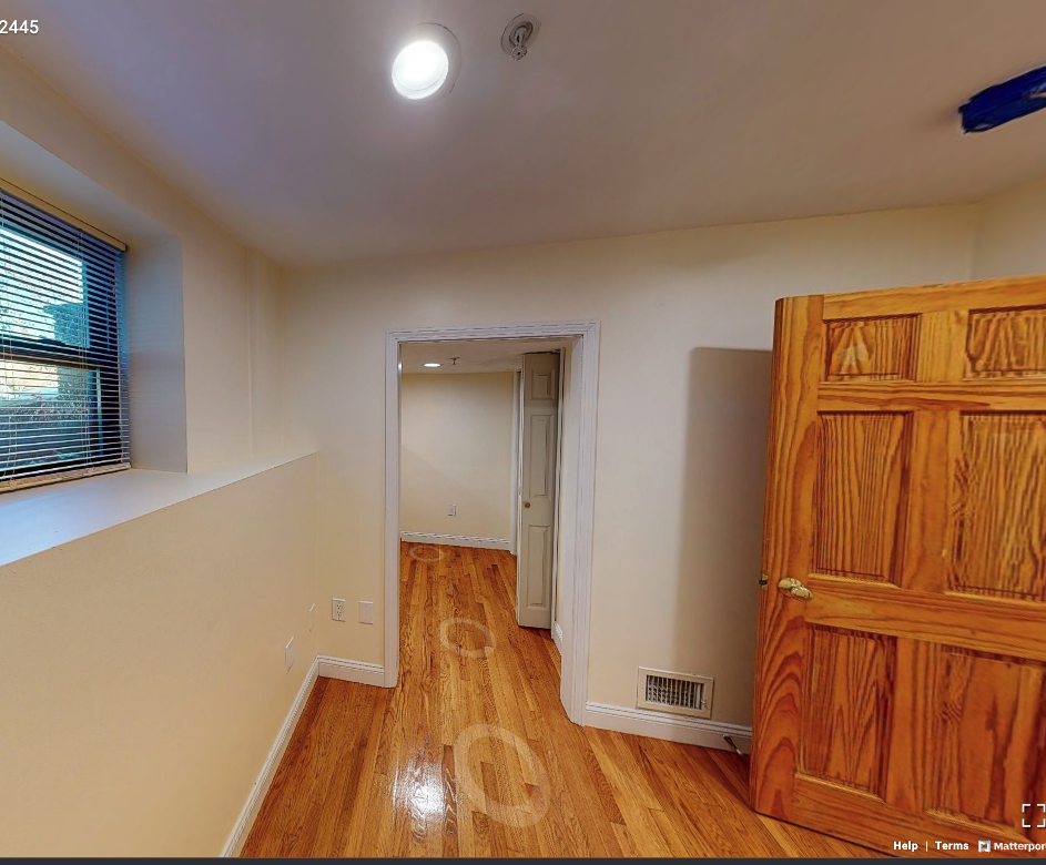 1801 Beacon St, Washington Square