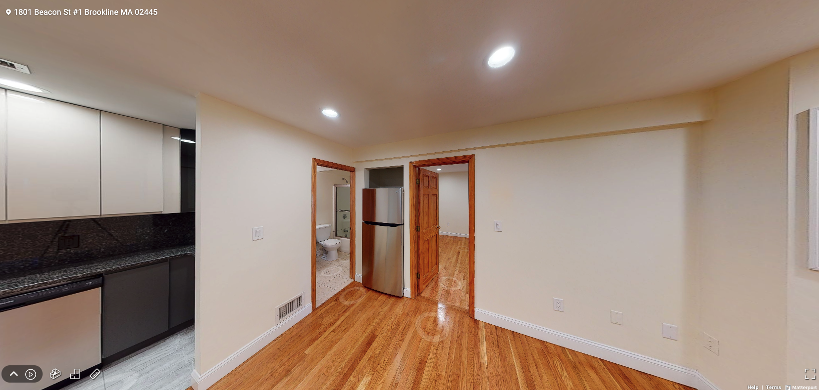 1801 Beacon St, Washington Square