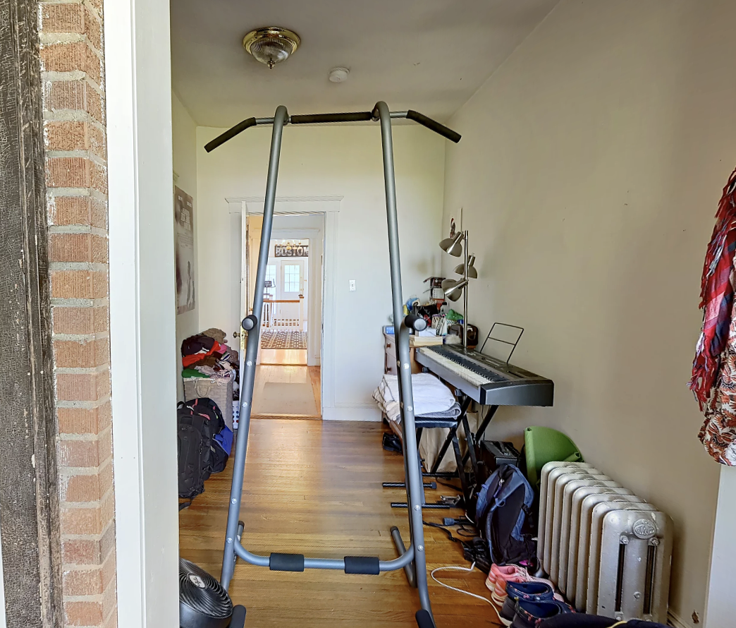 277 Mason Ter, Washington Square