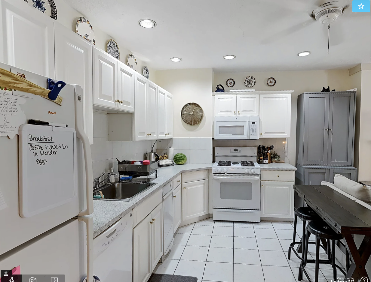 12 Dean Rd, Washington Square