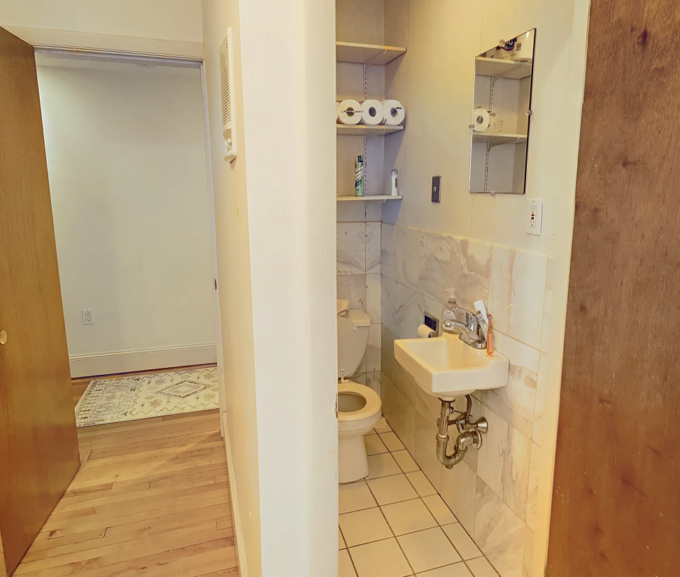 12 Dean Rd, Washington Square