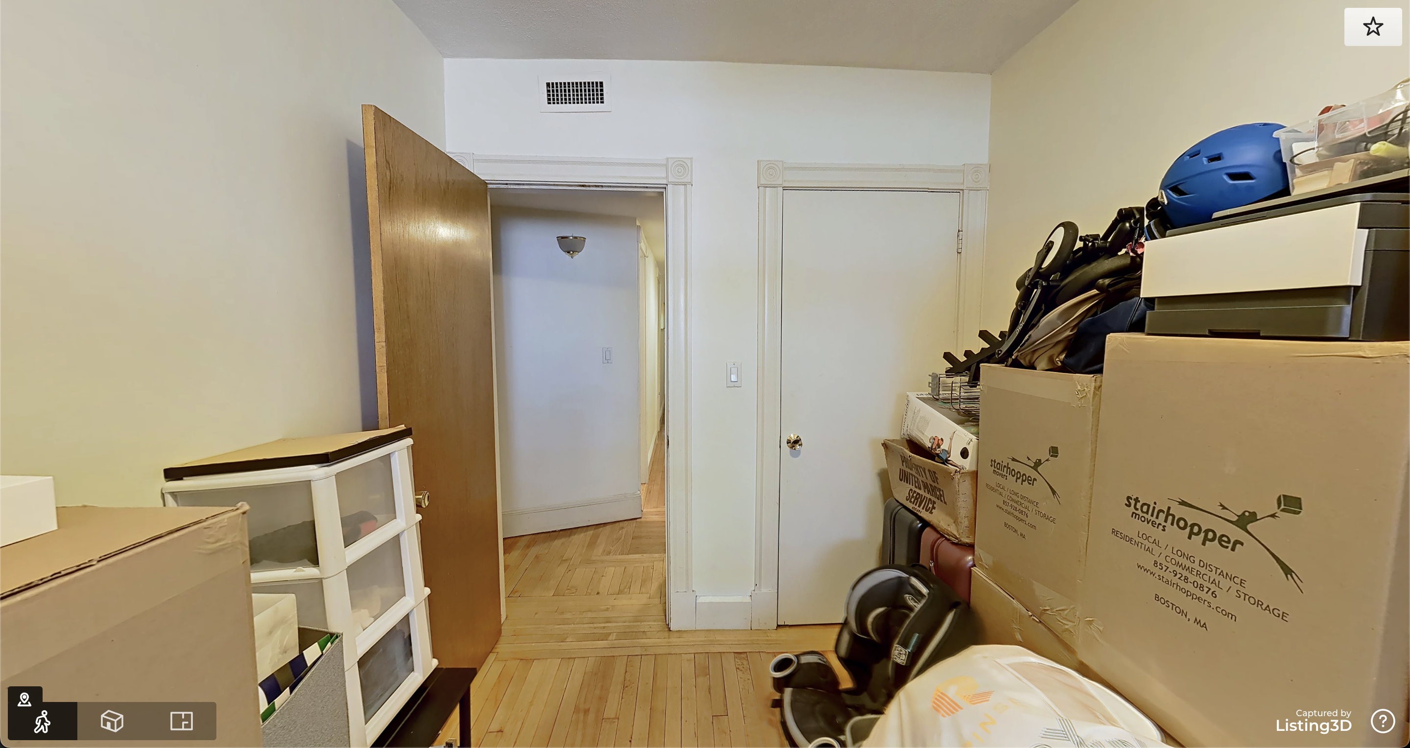 12 Dean Rd, Brookline Hills