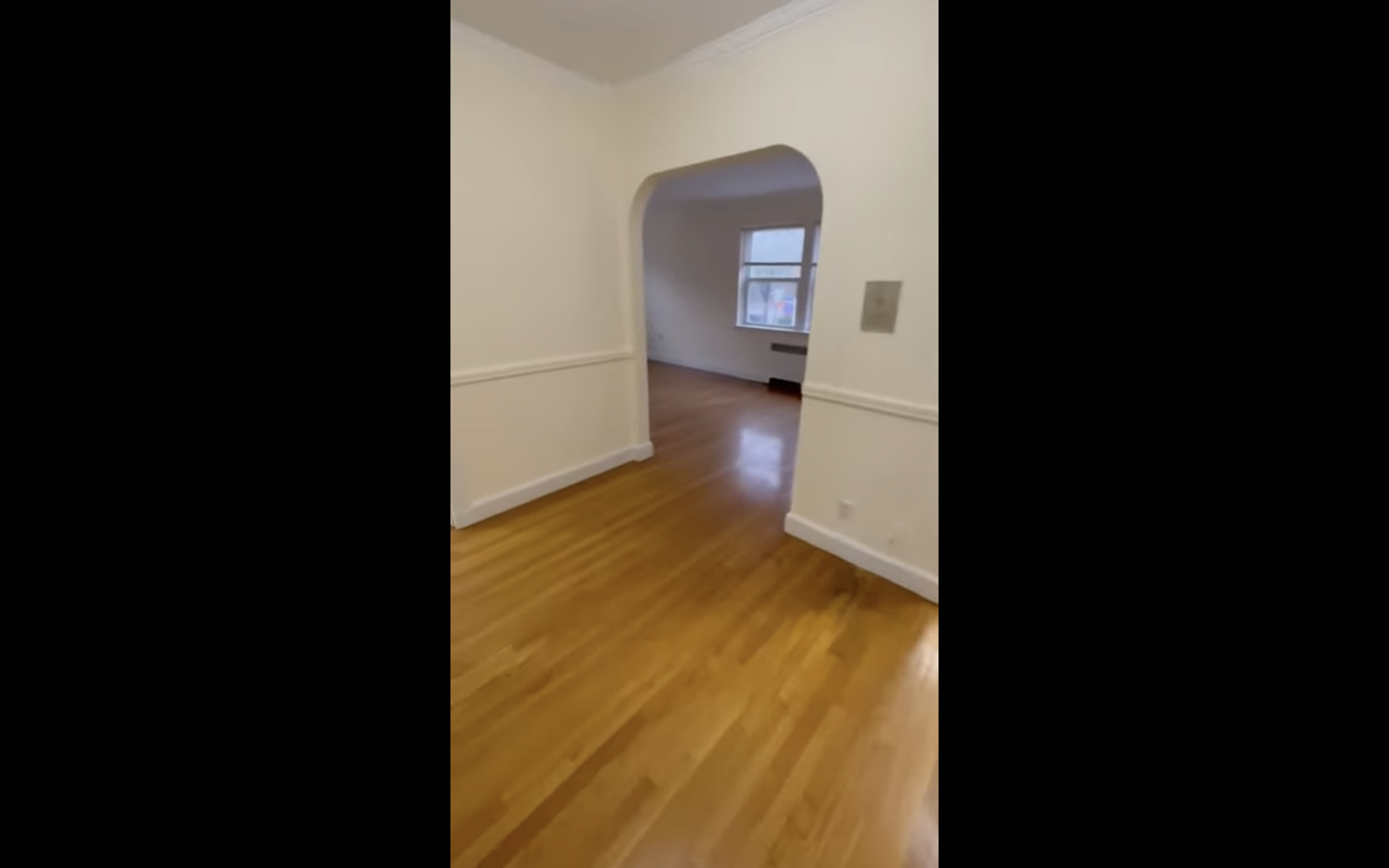 22 Fairbanks St, Washington Square