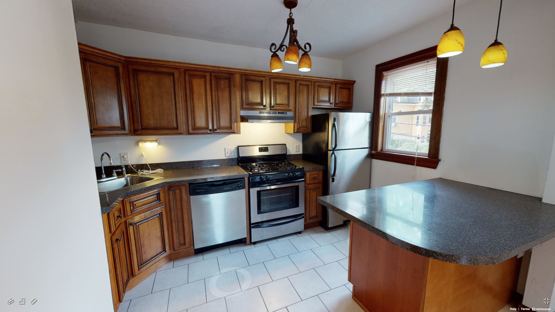 87 Sheridan St, Jamaica Plain