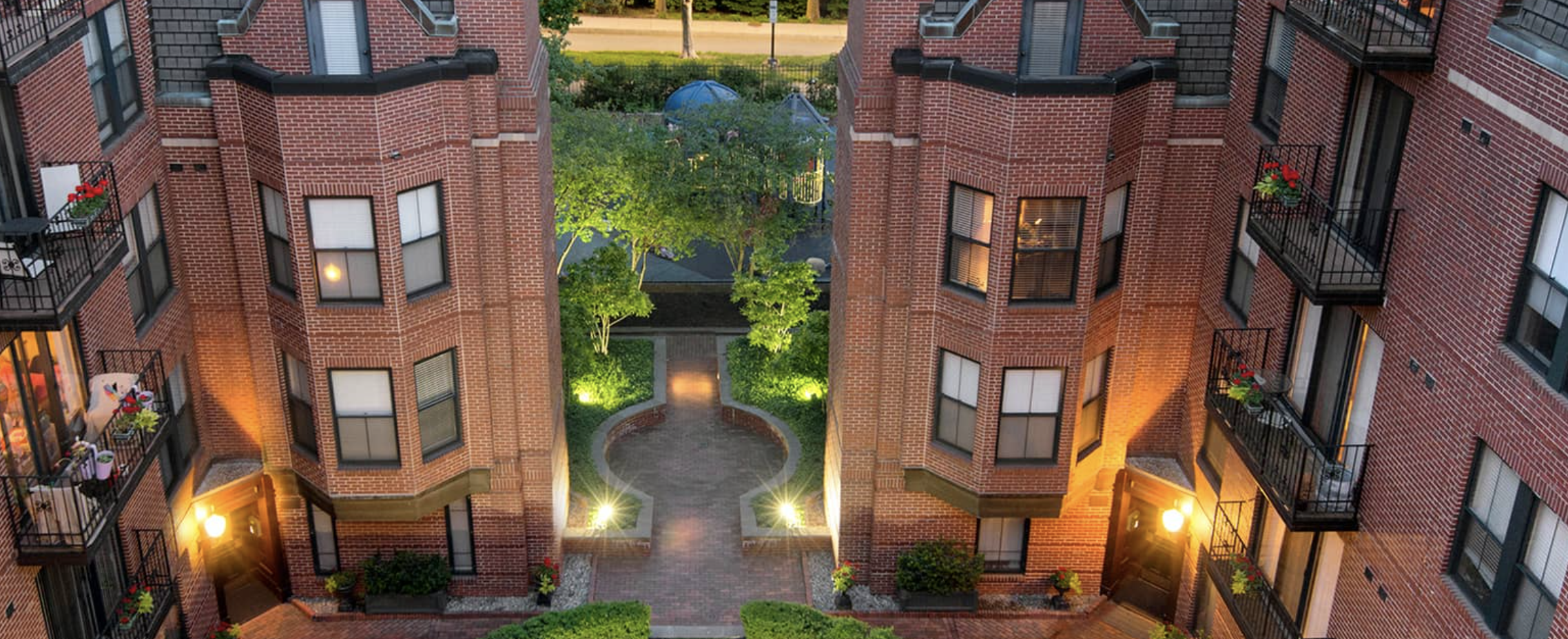 7 Harcourt St, Back Bay