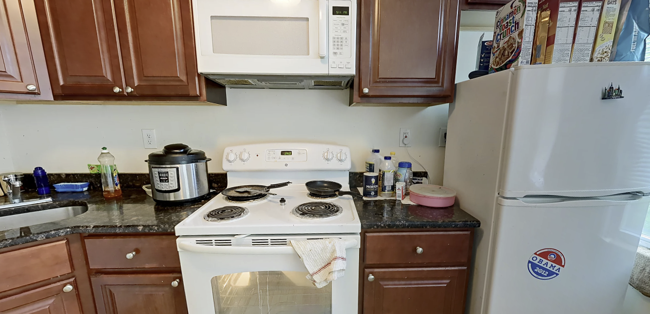 14 Leverett St, Brookline Village